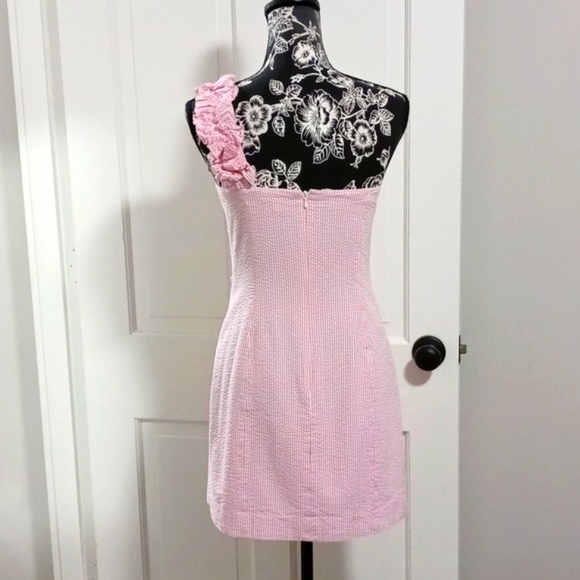 💞HTF Lilly Pulitzer💞 - Valentina One Shoulder Seersucker Dress - Picture 2 of 16